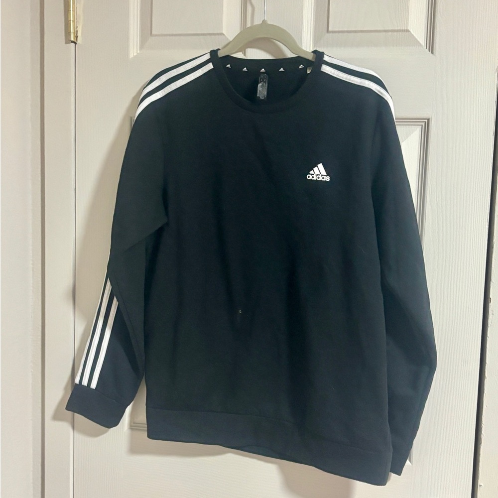 Adidas Women’s Black Sweater Sz Md.